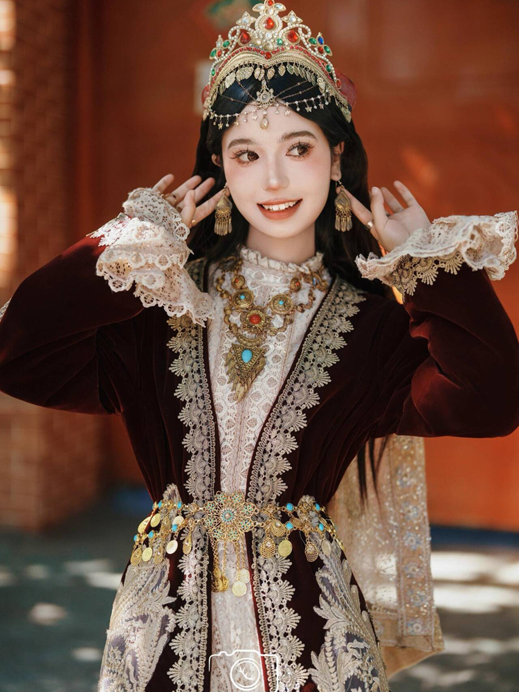 Ethnic Clothing & Online Fashion Store Khaadi Us - New Ethnic Minority Uygur Clothing Etilesis