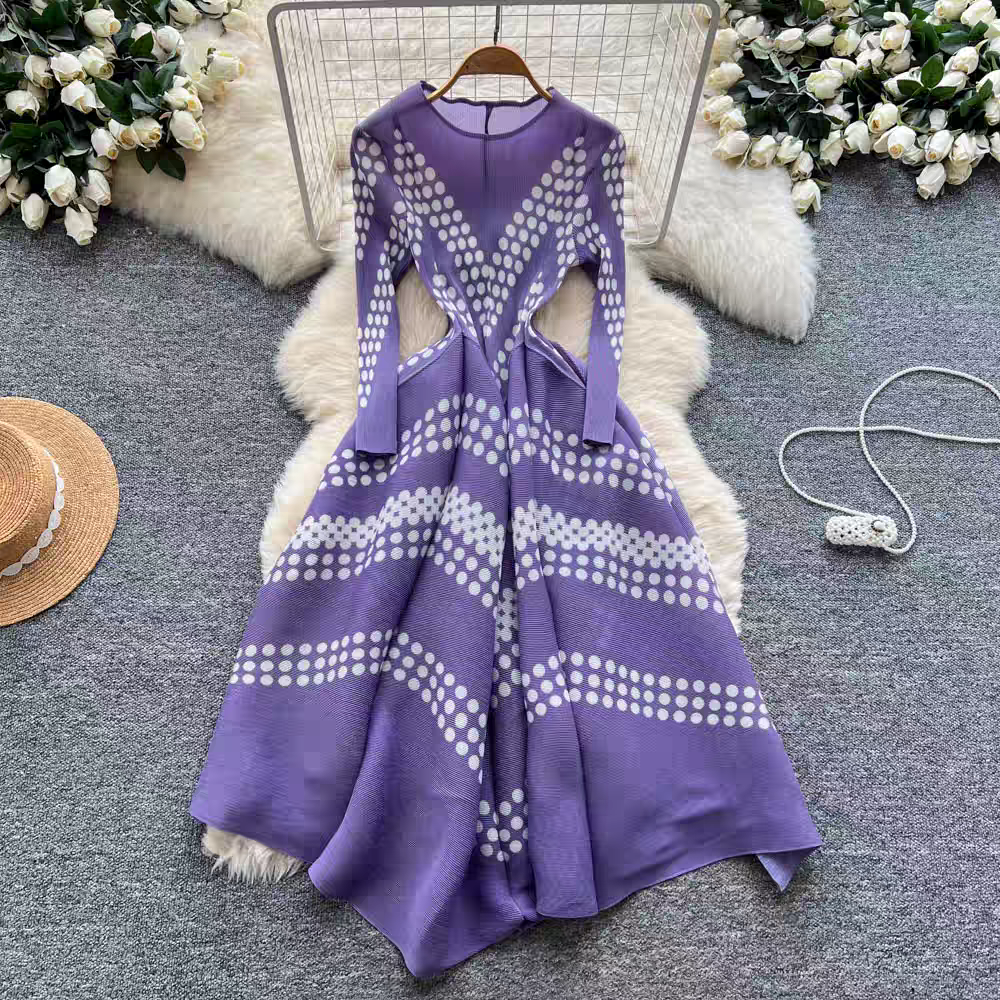 Elegant Polka Dot Pleated Dres - Ethnic Fashion Dress reseña y precio
