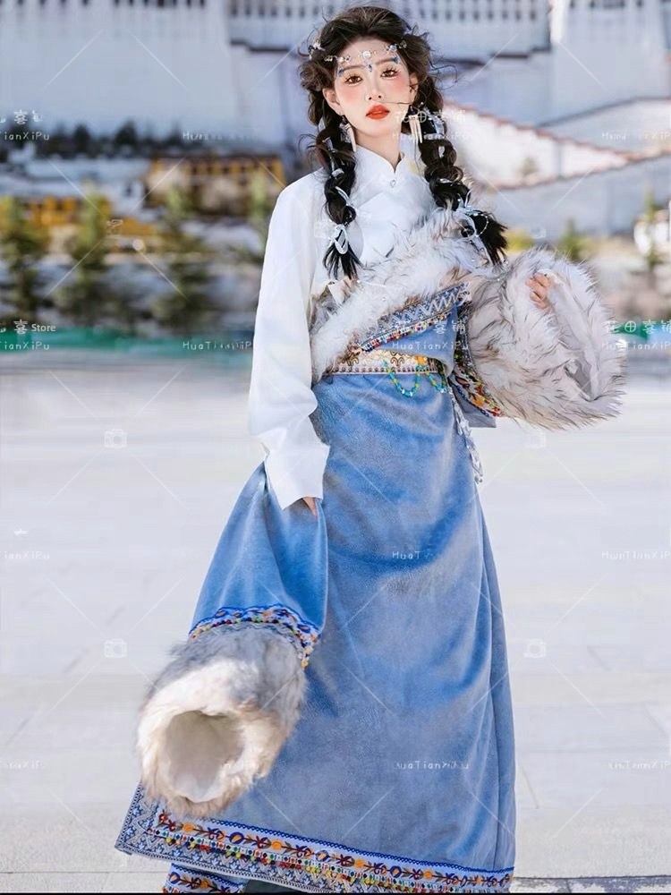 Tibetan Ethnic Women's  Robe F - Ethnic Clothing & Online Fashion Store Khaadi Us reseña y precio