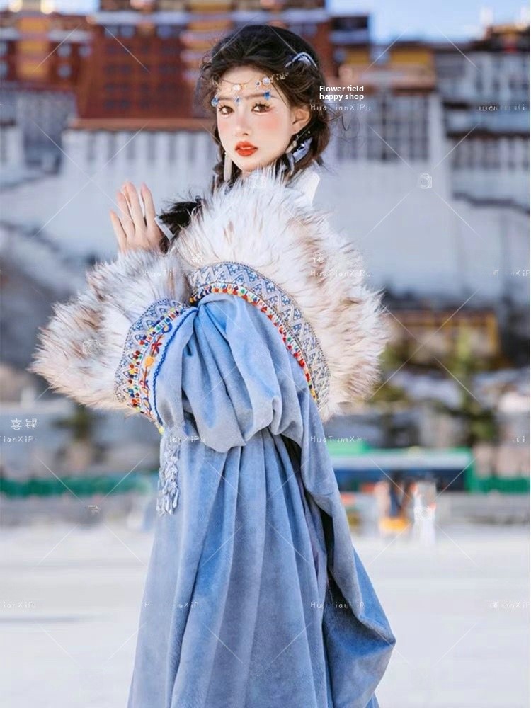Tibetan Ethnic Women's  Robe F - Ethnic Clothing & Online Fashion Store Khaadi Us reseña y precio